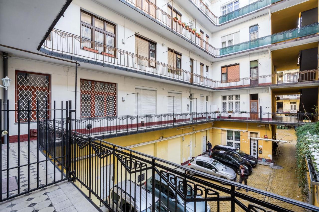 Apartman Bpr Lynx With A/c *